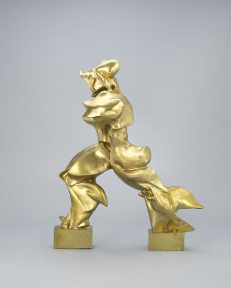 Umberto Boccioni. Unique Forms of Continuity in Space. 1913 (cast 1931 or 1934) | MoMA Italian Futurism, Umberto Boccioni, Salvador Dali Art, Dali Art, Famous Sculptures, Modern Art Movements, Sculpture Modern, Ancient Statues, Marcel Duchamp