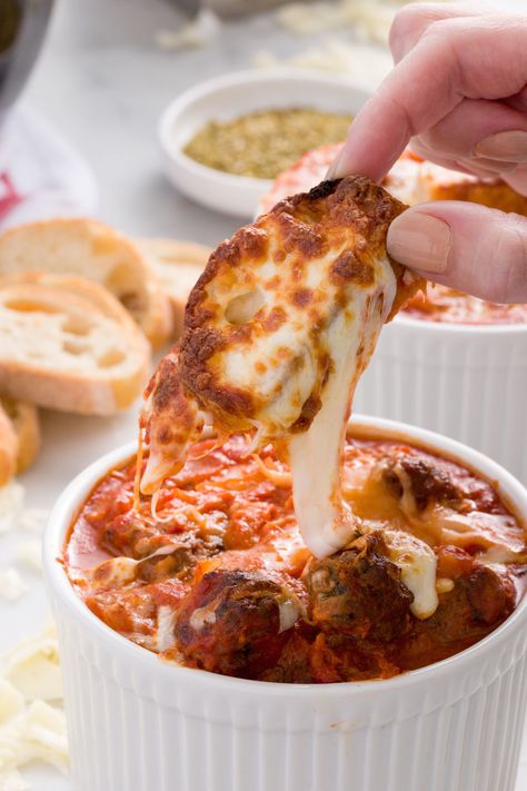 Meatball Sub Soup  - Delish.com Ramekin Recipe, Meatball Sub, Cheap Easy Meals, Ground Beef Dishes, Meatball Subs, Ground Beef Recipes Easy, Winter Soups, Meatball Recipes, Beef Dishes