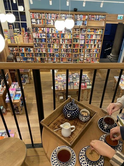 Fall In Stars Hollow, Bookstore Reading Nook, Bookstore Tea Shop, Bookstore Reading Area, Book Cafe Aesthetic Korean, Books And Coffee Shop, Cafe Library Aesthetic, Boho Bookstore, Coffee And Book Shop