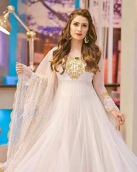 Ayeza Khan Pics, Ayeza Khan Bridal, Bridal Dresses 2023, Ayeza Khan Dresses, Ayeza Khan Wedding, Indian Bride Outfits, Fancy Suit, Latest Bridal Dresses, Ayeza Khan