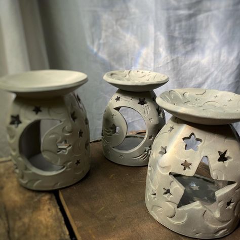 Ceramic Candle Luminaries, Ceramic Candle Warmer, Slab Lantern Ceramics, Clay Lanterns Ideas Ceramics, Pottery Lanterns Clay, Ceramic Candle Lanterns, Lantern Ceramic Ideas, Clay Candle Pots, Luminary Ceramic Ideas