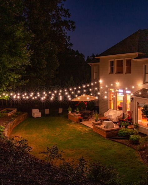 Patio With Lights, Bistro Lights Backyard, Backyard Cafe, Backyard String Lights, Patio String Lights, Backyard Lighting, Backyard Inspiration, Cafe Lights, Outdoor Patio Lights