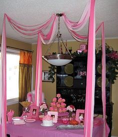 New way to hang streamers Tulle Birthday Decorations, Party Streamer Ideas, Streamer Ideas, Streamer Decorations, Tulle Decorations, 22 Birthday, Party Streamers, Barbie Birthday, Spa Party