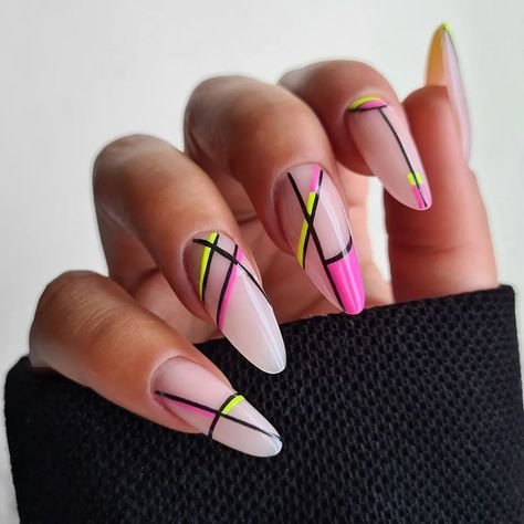 B𝘰𝘥𝘺𝘴𝘱𝘦𝘢𝘬 C𝘰𝘴𝘮𝘦𝘵𝘪𝘤𝘴™ on Instagram: “💖 Handpainted Geomatric Neon Nailart 💖 Can't help it but i just love linework.. 🤷‍♀️ What do you think of this mani Yaay 💖 or Naay 🤔…” Sunflower Nail Art, Line Nail Art, Wow Nails, Sassy Nails, Nails Now, Lines On Nails, Nail Art Wedding, Acrylic Nail Art, Fabulous Nails