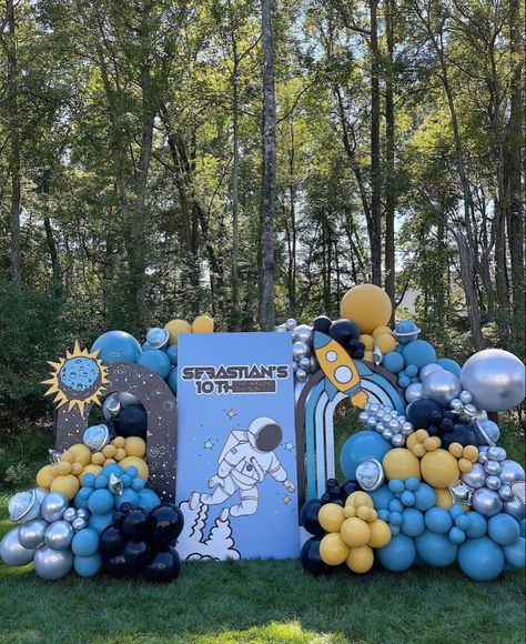 Astronaut Birthday Theme Outer Space, Space Birthday Party Backdrops, Boho Space Theme Birthday, Space Birthday Backdrop, Astronaut Baby Shower Centerpiece, Astronaut Party Decoration, Space Theme Backdrop, Astronaut Theme Birthday Party, Astronaut Birthday Theme