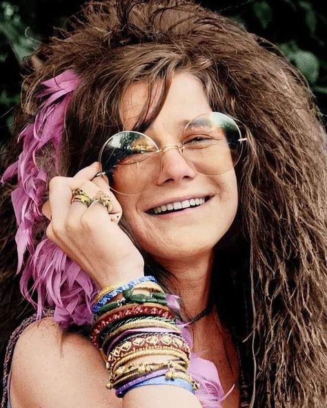 Janis - Flower Power “60s” Flower Power 60s, Jimi Hendrix Poster, Woodstock Music, Music Pics, January 19, Janis Joplin, October 4, 80 Years, Round Sunglass Women