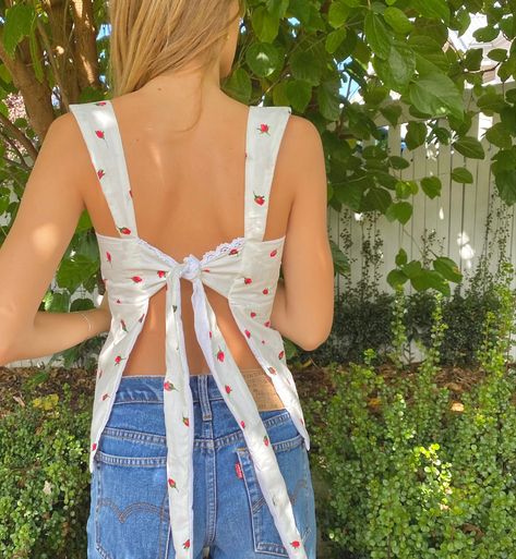 Tie Back Top, Elegant Summer Tie-back Top, Trendy Tie-back Tops For Summer, Diy Tie Front Top, Trendy Cotton Tie-back Top, Sewing Coquette Top, Diy Sewing Pattern, Grad Dresses, Fashion 101