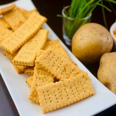 Cheddar, Chive, Potato Crackers | Cracker Recipe | Potato Recipes Potato Crackers, Quick Easy Salad, Slow Cooker Soups, Cracker Recipe, Recipes Mediterranean, Cauliflower Potatoes, Recipe Potato, Salad Soup, Snack Prep