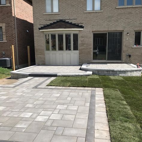 Unilock Pavers Patio, Modern Brick Patio, Gray Brick Patio, Patio Brick Design, Interlocking Bricks Landscaping, Interlocking Pavers Design, Patio Pavers Design Layout Brick Patterns, Backyard Interlocking Ideas, Patio Brick Ideas