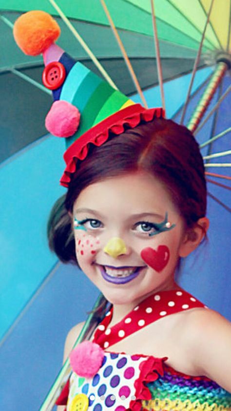 Kids Halloween Clown Makeup, Baby Clown Makeup, Clown Makeup For Kids, Easy Clown Makeup For Kids, Clown Costume Easy, Cute Clown Makeup For Kids, Clown Face Paint Kids Easy, Kids Clown Makeup, Cute Clown Makeup Easy