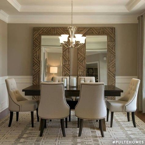 How To Decorate Your Home With Mirrors In Some Stunning Ways | World inside pictures Dining Room Mirror Wall, Mirror Dining Room, Dining Room Table Decor, Dining Room Wall Decor, Luxury Dining Room, Elegant Dining Room, Large Dining Room, Living Room Mirrors, The Dining Room