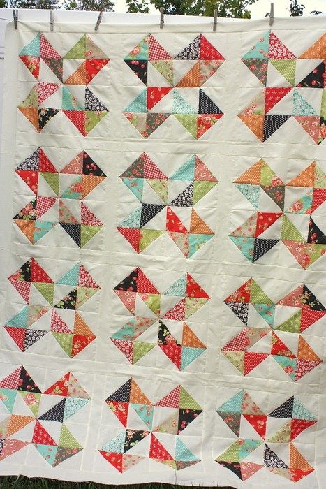 Star Cakes Quilt Tutorial from Fat Quarter Shop Fat Quarter Shop Tutorials, Pumpkin Quilts, Fast Quilts, Pinwheel Quilts, Hst Quilts, Diary Of A Quilter, Amish Quilt, Beginning Quilting, Amy Smart