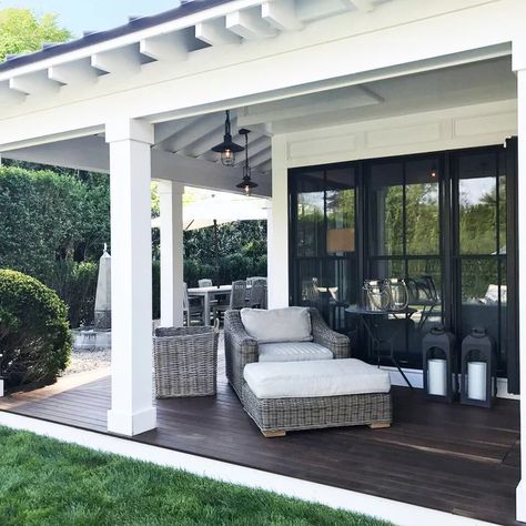 Wrap Around Porch With Fireplace, Wrap Around Porch Backyard, Wrap Around Porch Before And After, Sunroom Wrap Around Porch, Wrap Around Porch Furniture Layout, Wrap Around Porch With Garage, Wrap Around Front Porch Ideas, Corner Wrap Around Porch, Wrap Around Patio Ideas