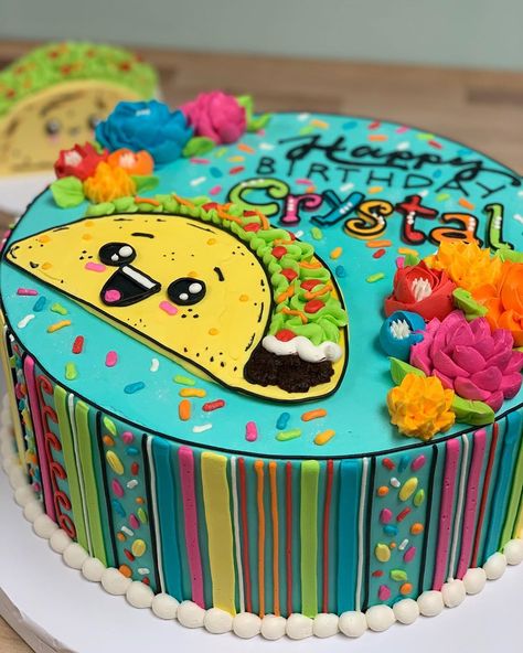 Taco Cupcake Cake, Taco Cake Topper, Taco Theme Birthday Cake, Taco Smash Cake, Taco Cake Ideas, Taco Theme Cake, Fiesta Sheet Cake, Cinco De Mayo Cake Ideas, Fiesta Cake Ideas