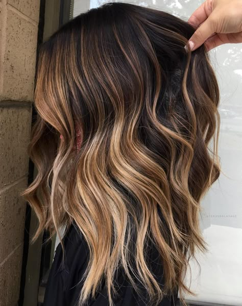 30 Amazing Golden Brown Hair Color Ideas to Inspire Your Makeover Golden Brown Hair With Highlights, Dark Golden Brown Hair, Shatush Hair, Bronze Hair Color, Light Golden Brown Hair, Medium Brunette Hair, Golden Brown Hair Color, Highlights For Dark Brown Hair, Golden Brown Hair