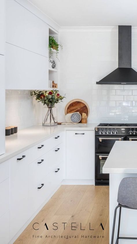 Kitchen White Black Handles, Modern White Kitchen Black Hardware, White Kitchen Cupboards Black Handles, White Kitchen Black Handles Modern, White Shaker Kitchen Black Handles, White Flat Front Kitchen Cabinets, White Kitchen Scandinavian, All White Kitchen Black Hardware, White Kitchen Black Fixtures