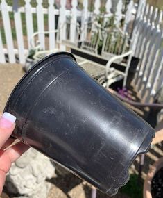 Check out this dollar store plastic planter upgrade and decorate your home on a budget. Upcycle Plastic Planters, Black Pots Planters, Plastic Pots Makeover Diy, Plastic Planters Makeover Ideas, Decorate Flower Pots, Planter Makeover, Decorated Pots, Upcycle Plastic, Planter Cover