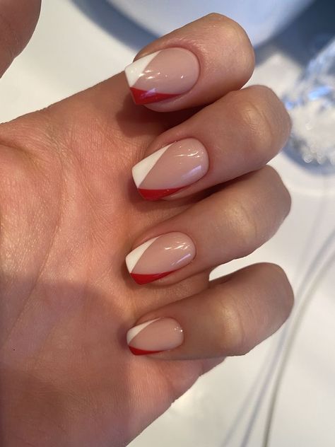 Cross French Tip Nails, Red And White Nails Short, Subtle Winter Nails, Red And White Nails, Nagel Tips, October Nails, Winter Nails Acrylic, Christmas Gel Nails, Simple Gel Nails