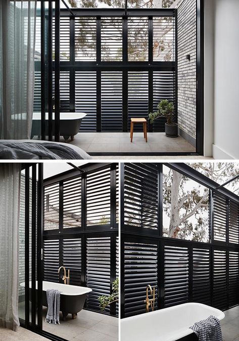 This modern bedroom enjoys a private balcony with a bath, so that the home owner could live out the dream of soaking in a steamy hot bath under the canopy of the stars and the gum tree. The black slat screen allows the breeze to filter through and also acts as a privacy screen. #ModernBedroom #ModernBalcony #OutdoorBathtub Indian Room, Outdoor Bathtub, A Modern House, Modern Balcony, Architecture Bathroom, Spa Style, Spa Room, Chic Bathrooms, White Countertops