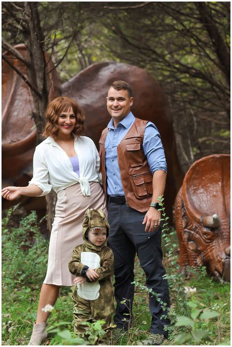 RAWWWR | Jurassic World Halloween Costumes Dinosaur Costumes Family, Jurrasic World Costume Family, Jurassic World Family Halloween Costumes, Family Halloween Costumes Dinosaur, Claire Jurassic World Costume, Jurassic World Costume Family, Jurassic Park Costume Women, Jurassic Park Family Halloween Costumes, Jurrasic Park Family Costumes