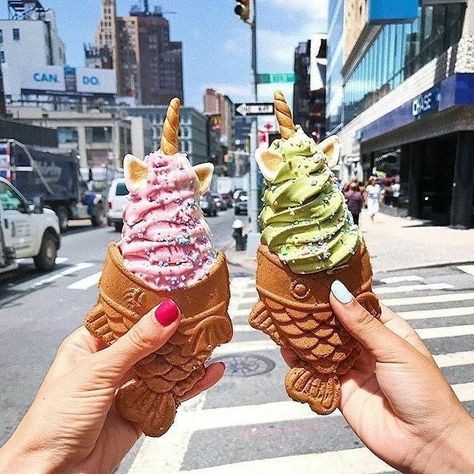 City Bucket List, New York Bucket List, Unicorn Dust, Ny Food, Pretty Candy, Nyc With Kids, Voyage New York, New York Food, Ny Trip