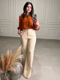 Office Arrangement, Fashionable Work Outfit, Easy Chic, Chic Fall Outfits, Stylish Work Attire, Business Casual Outfits For Work, Everyday Fashion Outfits, Casual Day Outfits, Elegante Casual