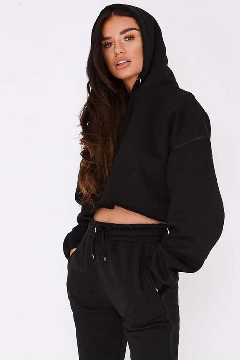 sarah ashcroft black binding detail cropped hoodie | In The Style Hoodie Outfit Midsize, Black Cropped Hoodie Outfit, Cropped Hoodie Outfit, Black Crop Hoodie, Outfit Midsize, Sarah Ashcroft, Loungewear Fashion, Sweatshirts And Hoodies, Oversized Hoodie