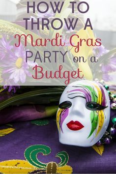 Mardi Gras is a holiday of excess, but you can celebrate on the cheap! We've got tips for throwing a dazzling Mardi Gras party on a budget! Mardi Gras Party Food, Mardi Gras Activities, Mardi Gras Party Decorations, Madi Gras, Mardi Gras Centerpieces, Mardi Gras Crafts, Party On A Budget, Mardi Gra, Mardi Gras Food