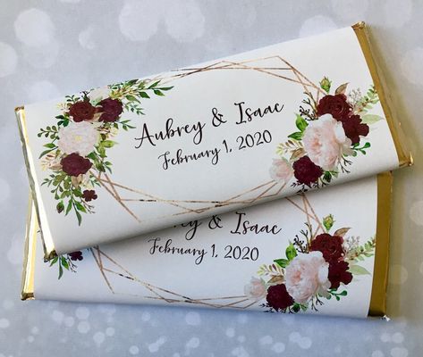 Candy Bar Favors, Wedding Candy Bar Wrappers, Chocolate Bar Wedding, Wrapper Design, Wedding Anniversary Party Favors, Personalized Candy Wrappers, Personalized Candy Bar Wrapper, Personalized Candy Bars, Anniversary Party Favors