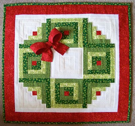 Log Cabin Christmas Wreath Wall Hanging, Plus Bonus Scrappy Wreath Table Runner Idea! – Craft Picnic