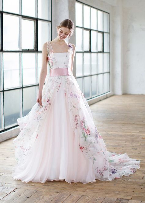 Wedding Dresses For Summer, Dresses For Summer, Reception Gown, Fairy Tale Wedding Dress, Floral Wedding Dress, Dream Wedding Ideas Dresses, Summer Wedding Dress, Fairy Tale Wedding, Colored Wedding Dresses