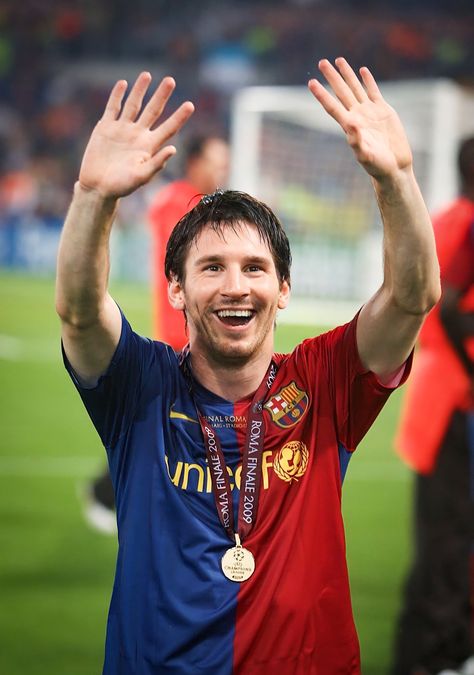 Messi 2009, Ronaldo Neymar, Neymar Barcelona, Lio Messi, Football Love, Football News, Leo Messi, Lionel Messi, Cristiano Ronaldo