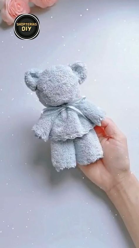 Make A Teddy Bear, Towel Shorts, Beauty Hacks That Actually Work, Diy Projects Gifts, Easy Craft Ideas, Animal Fun, A Teddy Bear, Paper Animals, Make Paper