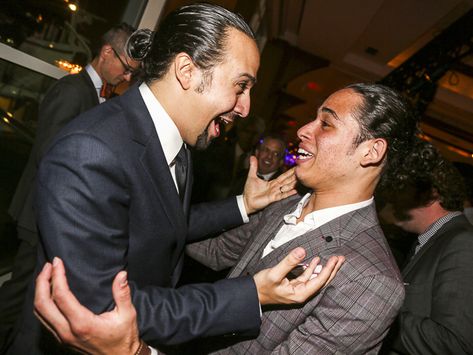 Lin Manuel Miranda And Anthony Ramos, Anthony Ramos And Lin Manuel Miranda, Leslie Odom Jr And Lin Manuel Miranda, Hamilton Cast Pictures, Lin Manuel Miranda Hamilton, Hamilton Photos, Cast Of Hamilton, Christopher Jackson, Hamilton Cast