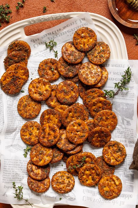 Sweet + Spicy Herb Crackers | Orchids + Sweet Tea Crunchy Savory Snacks, Vegan Salty Snacks, Sweet Crackers, Snack Combos, Sandwich Photography, Herb Crackers, 2024 Holidays, Crackers Appetizers, Seasoned Crackers