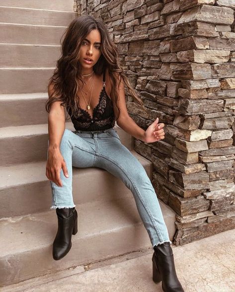 Black Lace Bodysuit With Jeans, Lace Bodysuit And Jeans Outfit, Bodysuit And Jeans Outfits Fall, Outfits With Lace Bodysuit, Lace Top And Blazer Outfit, Blazer And Lace Bodysuit Outfit, Party Outfit Jeans Night, Brown Bodysuit Outfit Jeans, Lace Top Jeans Outfit