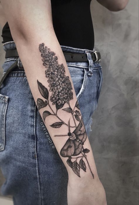 Tattoo Lilacs Tattoo, Lilac Tattoo, Women's Tattoo, Body Is A Temple, Sleeve Tattoos For Women, Dope Tattoos, Beauty Tattoos, Body Mods, Butterfly Tattoo