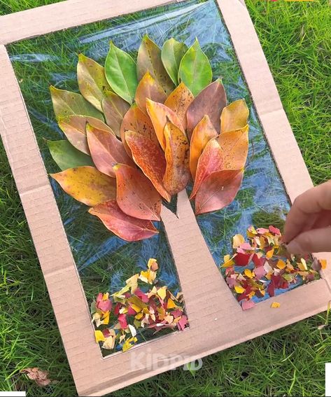 Autumn Study, Fall Art Projects, Pressed Flower Crafts, Fleurs Diy, Easy Halloween Crafts, Cool Paper Crafts, Paper Flower Crafts, Preschool Art Activities, Hand Crafts For Kids