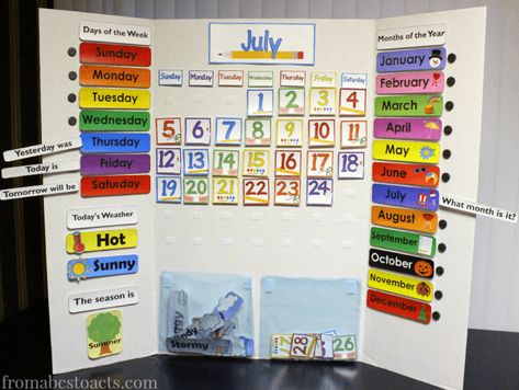 Days Of The Week Board For Preschool, Poster Board Calendar Diy, Preschool Calendar Board, Days Of The Week Printables, Preschool Calendar, Home Preschool, Week Calendar, Diy Preschool, Calendar Board