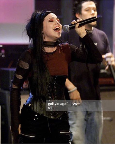 Amy Lee Outfits, Snow White Queen, Evanescence Amy Lee, I Love Amy, Goth Music, Amy Lee Evanescence, Corey Taylor, Musica Rock, Amy Lee