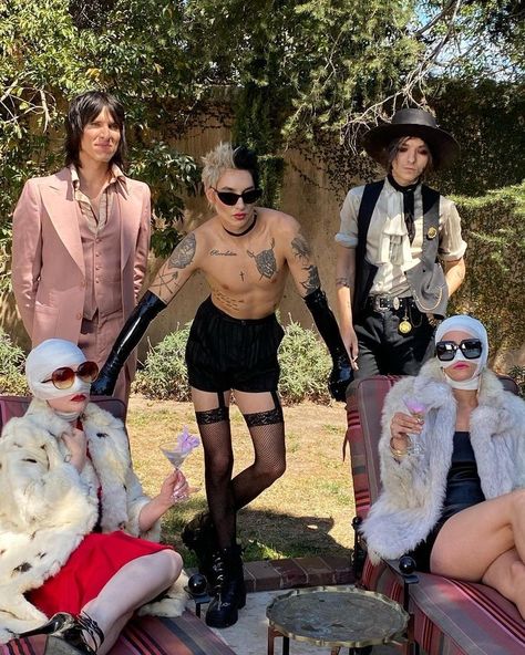 Rock Chic Outfits, Remington Leith, Sebastian Danzig, Emerson Barrett, Ulquiorra Cifer, Christian Rock Bands, Christian Rock, Palaye Royale, Respect Women