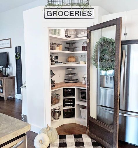 Becky/Rebecca on Instagram: “Happy Saturday to you all! Can we all just take a moment to admire @whiteblossomhome glass door “appliance center” 🥰 I drool over this…” Corner Pantry Ideas, Pantry Redo, Open Pantry, Farmhouse Pantry, Corner Pantry, Pantry Remodel, Kitchen Pantry Design, Kitchen Corner, Pantry Ideas