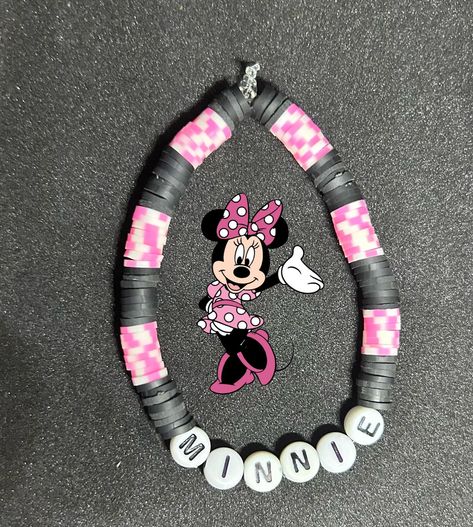 Mickey Mouse (Mickey Mouse Clubhouse) Heishi Bracelet #handmadebracelet #heishibracelets #beadedbracelets #bracelets #personalizedbracelets #personalizedbracelet #mickeymouseclubhouse #mickeymousefriends #mickeymouse #mickeymouseclub #minniemouse #minniemousebracelet #mickeymousebracelet #mickeymousebracelets Disney Themed Clay Bead Bracelets, Disney Bracelet Ideas Clay Beads, Disney Clay Bead Bracelets Ideas, Disney Bracelet Ideas, Bracelet Patterns Clay Beads, Bracelets Business, Mickey Bracelet, Mickey Mouse Bracelet, Bead Business