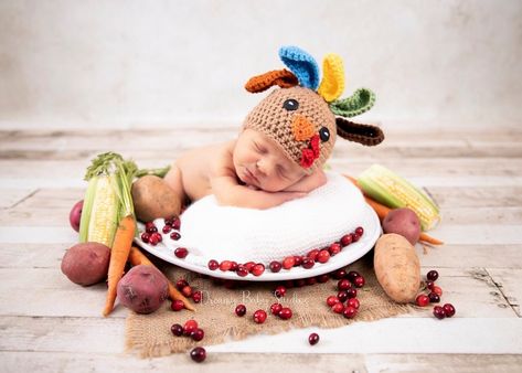 Turkey Newborn Pictures, Newborn Turkey Pictures, Baby Turkey Pictures, Newborn Thanksgiving Photoshoot, Turkey Baby Photoshoot, Newborn Thanksgiving Pictures, Thanksgiving Newborn Pictures, Baby Thanksgiving Pictures, Thanksgiving Baby Photoshoot