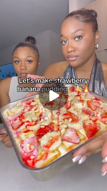 Candice Cooks on Instagram: "Strawberry Banana Pudding 🍌🍓🔥 This recipe makes a family size portion. I only showed making one small pan! 😊" Strawberry Banana Pudding Recipes, Instant Pudding Desserts, Strawberry Banana Pudding Recipe, Banana Pudding Cups, Strawberry Banana Pudding, Banana Split Dessert Recipes, Banana Split Dessert, Banana Pudding Cake, Tasty Desserts