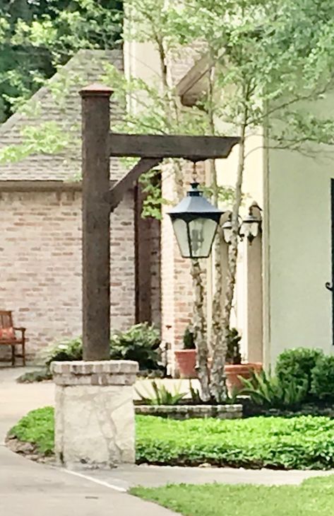 Lamp Post Landscaping, Mailbox Landscape, Cottage Lamp, Front Walk, Outdoor Lamp Posts, Aspen Tree, Pole Lamps, Driveway Entrance, Lamp Posts