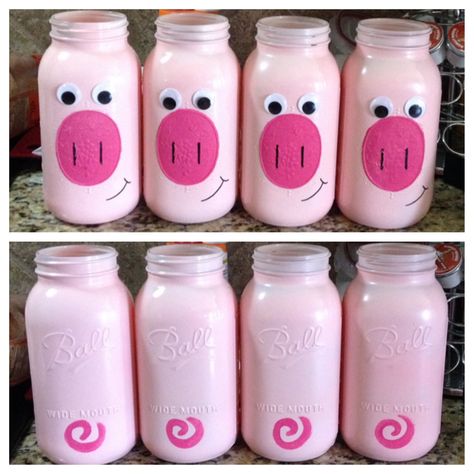 I made mason jar piggy banks for my boys! Mason jar+paint+sharpie+google eyes=AWESOME! Now, I just need something for ears. Pig Piggy Bank Diy, Water Bottle Piggy Bank Crafts, Diy Piggy Bank For Kids, Diy Mason Jar Piggy Bank, Farm Animal Mason Jars, Mason Jar Coin Bank Diy, Piggy Bank Diy, Pig Crafts, Mason Jar Projects