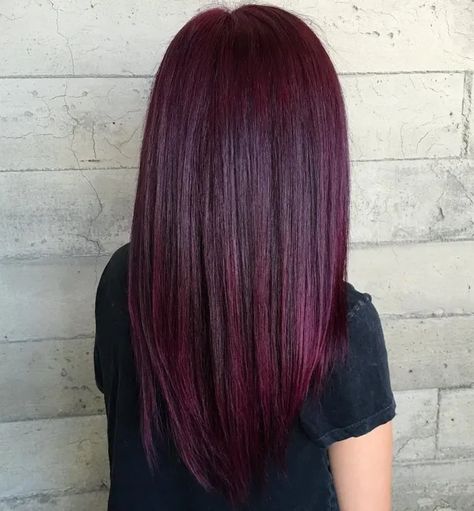 50 Beautiful Burgundy Hair Colors to Consider for 2021 - Hair Adviser Wine Highlights On Black Hair, Plum And Black Hair, Burgundy Black Hair, Deep Burgundy Hair Color, Burgundy Hair With Highlights, Deep Burgundy Hair, Pelo Color Borgoña, Red Burgundy Hair Color, Pelo Color Vino