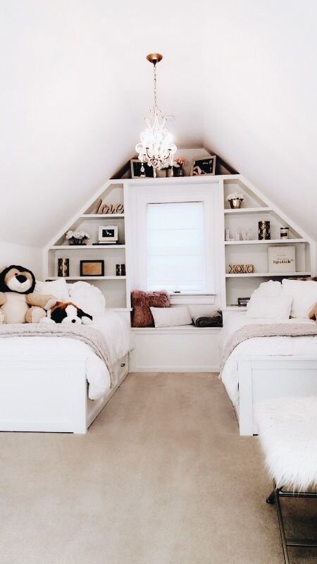 Attic Room Ideas, Girly Bedroom Decor, Attic Bedroom Designs, Attic Bedrooms, Attic Spaces, Attic Remodel, Upstairs Bedroom, Loft Room, Attic Bedroom