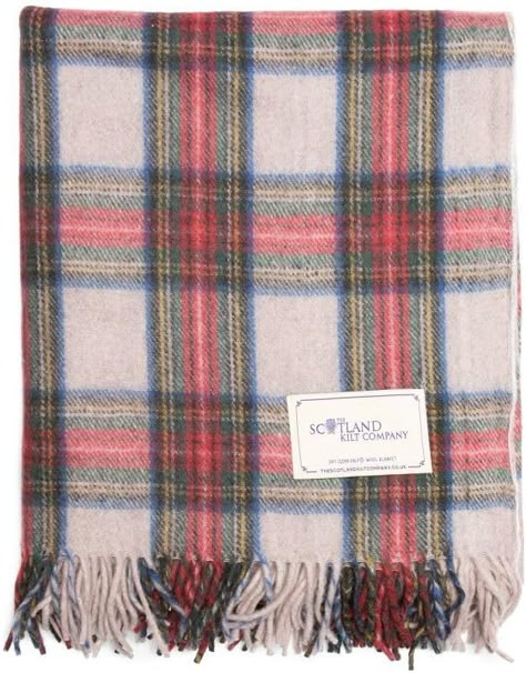 Tartan Rug, Scotland Kilt, Tartan Throws, Travel Blanket, Scottish Gifts, Warm Dresses, Picnic Rug, Cold Nights, Travel Blankets